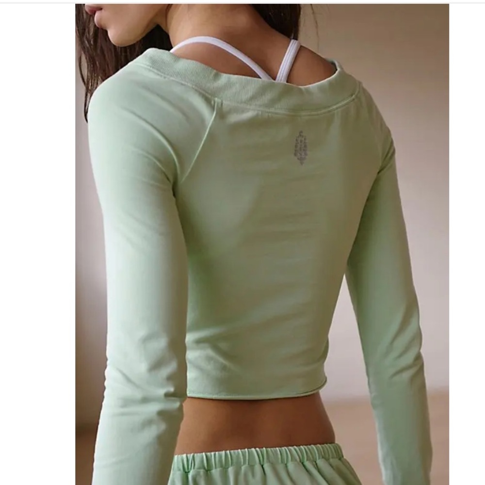 Hot Shot Easy Set 
COLOR- Cactus
NWOT
FP Movement